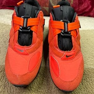 Odell. Beckmann JR Nike 270 suede orange size 10